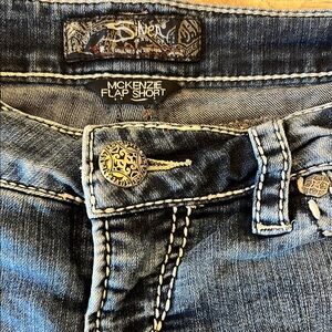 Silver Jeans Mckenzie Flap Denim Shorts Women’s Size 30